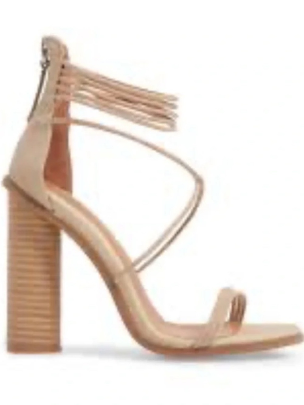 Alia’s Mae Aflux strapped sandal size 7